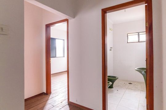 Corredor de casa à venda com 4 quartos, 340m² em Jardim Sao Caetano, São Caetano do Sul