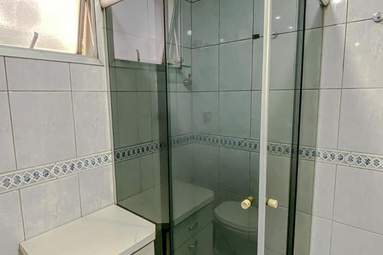 Banheiro de apartamento à venda com 3 quartos, 73m² em Vila Carrao, São Paulo