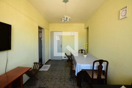 Sala de apartamento para alugar com 2 quartos, 50m² em Madureira, Rio de Janeiro