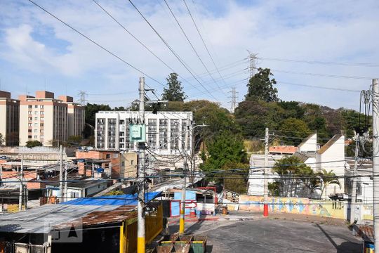 Vista de casa para alugar com 3 quartos, 198m² em Jardim Taboão, São Paulo