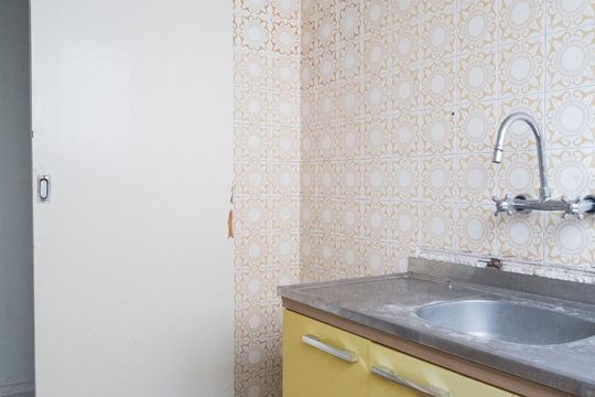 Cozinha e Área de Serviço de apartamento à venda com 1 quarto, 30m² em Centro Histórico, Porto Alegre