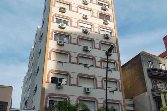 Fachada de apartamento à venda com 1 quarto, 30m² em Centro Histórico, Porto Alegre