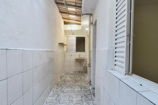 Área Externa de casa para alugar com 2 quartos, 130m² em Jardim São Luís, São Paulo