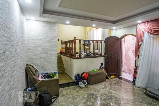 Sala de casa à venda com 3 quartos, 110m² em Vila Moreira, São Paulo