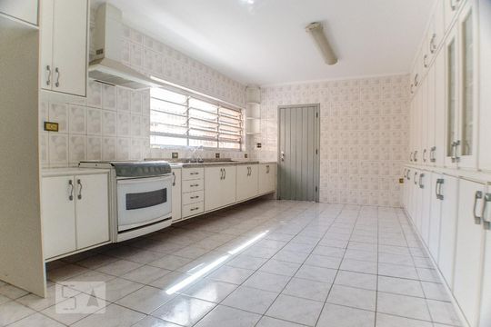 Cozinha de casa à venda com 4 quartos, 400m² em Parque Edu Chaves, São Paulo