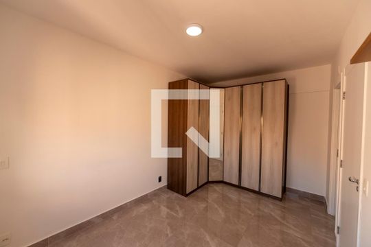 Quarto de kitnet/studio para alugar com 1 quarto, 50m² em Alphaville Empresarial, Barueri