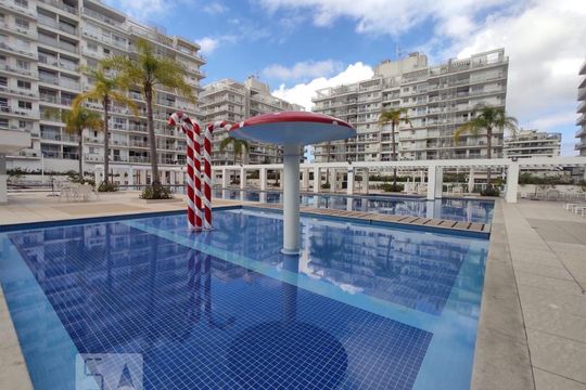 Área comum - piscina de apartamento para alugar com 3 quartos, 88m² em Recreio dos Bandeirantes, Rio de Janeiro