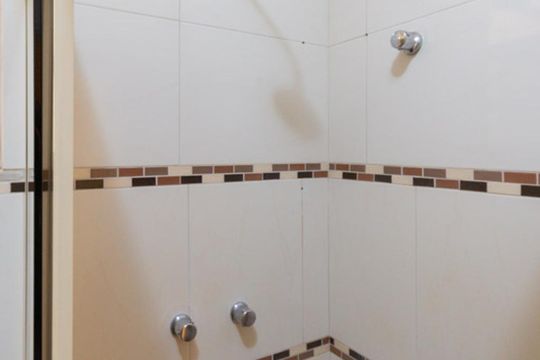 Banheiro  de apartamento à venda com 3 quartos, 110m² em Tijuca, Rio de Janeiro