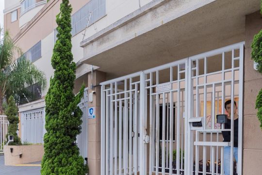 Fachada de apartamento à venda com 3 quartos, 62m² em Vila Marieta, São Paulo