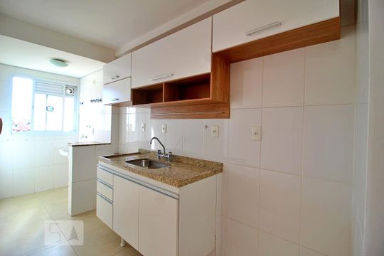 Cozinha de apartamento para alugar com 2 quartos, 55m² em Parque das Nações, Santo André