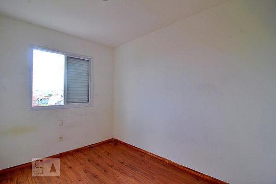 Quarto 1 de apartamento para alugar com 2 quartos, 55m² em Parque das Nações, Santo André