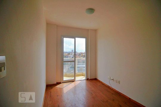 Sala de apartamento para alugar com 2 quartos, 55m² em Parque das Nações, Santo André