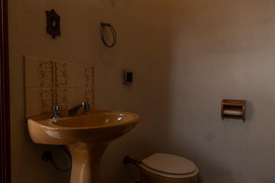 LAVABO de casa à venda com 4 quartos, 400m² em Chácara Mafalda, São Paulo