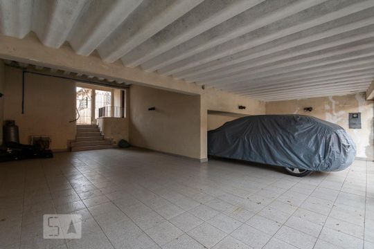 Fachada de casa à venda com 4 quartos, 400m² em Chácara Mafalda, São Paulo