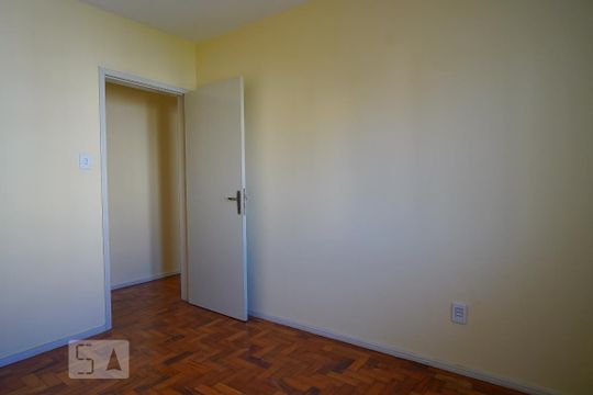 Quarto 1 de apartamento à venda com 2 quartos, 81m² em Floresta, Porto Alegre