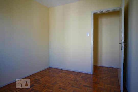 Quarto 1 de apartamento à venda com 2 quartos, 81m² em Floresta, Porto Alegre