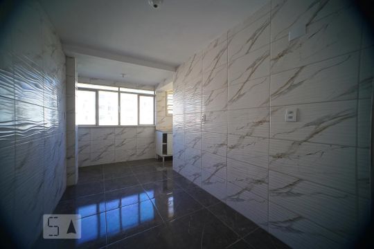 Cozinha de apartamento à venda com 2 quartos, 81m² em Floresta, Porto Alegre