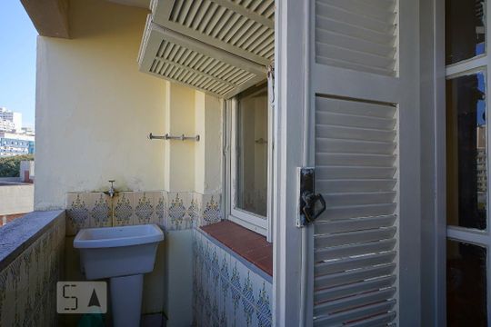 Varanda de apartamento à venda com 2 quartos, 81m² em Floresta, Porto Alegre