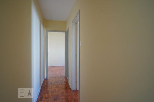 Corredor de apartamento à venda com 2 quartos, 81m² em Floresta, Porto Alegre