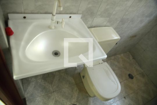 Banheiro da Suíte 1 de casa para alugar com 4 quartos, 210m² em Jardim Silvestre, São Bernardo do Campo