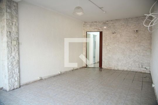 Sala de casa para alugar com 4 quartos, 210m² em Jardim Silvestre, São Bernardo do Campo