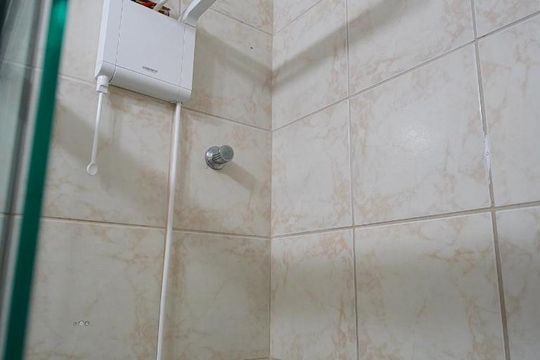 Banheiro de casa à venda com 2 quartos, 95m² em Mato Grande, Canoas