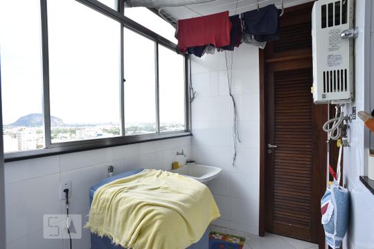 Área de Serviço de apartamento à venda com 4 quartos, 322m² em Freguesia (jacarepaguá), Rio de Janeiro
