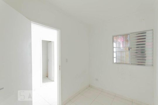 Quarto de casa de condomínio para alugar com 1 quarto, 30m² em Cidade Líder, São Paulo