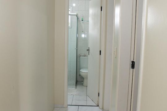 Corredor de apartamento para alugar com 2 quartos, 52m² em Demarchi, São Bernardo do Campo