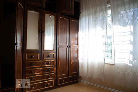 Quarto 1 de casa à venda com 2 quartos, 600m² em Vila Nova, Porto Alegre