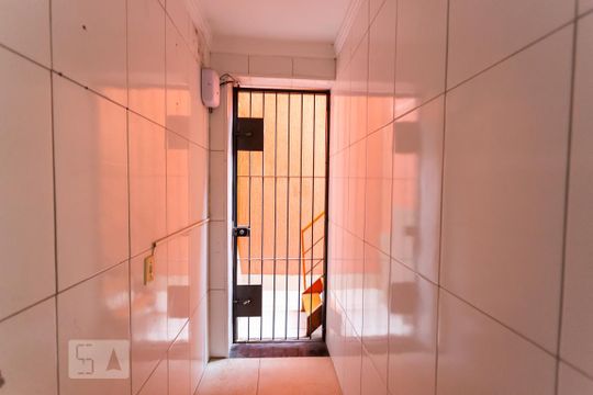 Área de Serviço de casa à venda com 3 quartos, 170m² em São Pedro, Osasco