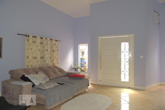 Sala  de casa à venda com 4 quartos, 300m² em Taquara, Rio de Janeiro
