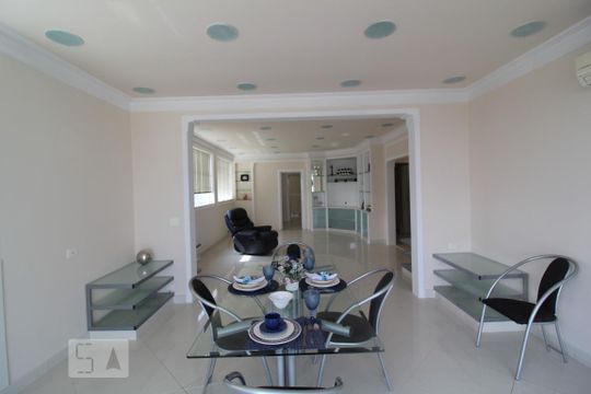 Sala de apartamento para alugar com 3 quartos, 250m² em Centro, São Caetano do Sul