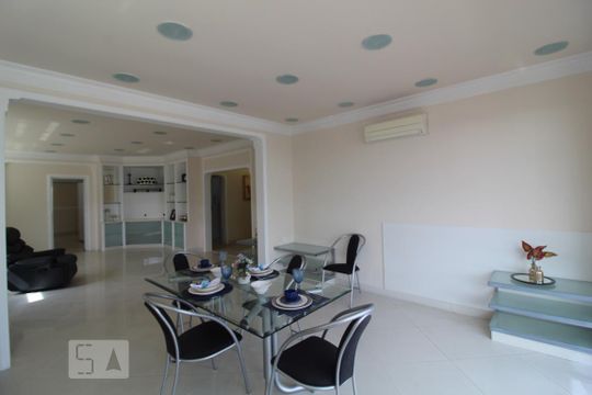 Sala de apartamento para alugar com 3 quartos, 250m² em Centro, São Caetano do Sul