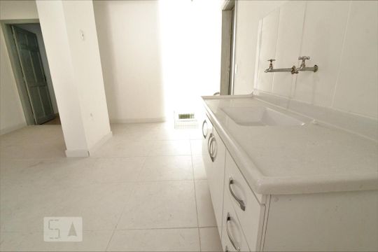 Cozinha de casa para alugar com 2 quartos, 60m² em Vila Mariana, São Paulo