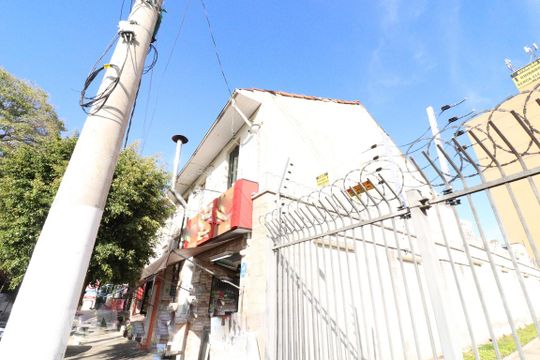 Fachada de casa para alugar com 2 quartos, 60m² em Vila Mariana, São Paulo