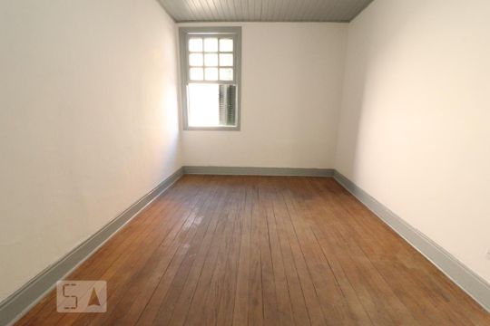 Quarto 1 de casa para alugar com 2 quartos, 60m² em Vila Mariana, São Paulo
