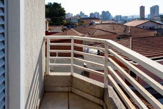 Varanda de casa para alugar com 3 quartos, 242m² em Vila Campesina, Osasco