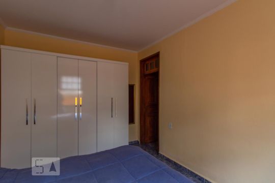 Quarto  de casa à venda com 2 quartos, 400m² em Vila Carrão, São Paulo