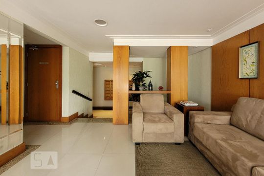 Hall de Entrada de apartamento à venda com 1 quarto, 55m² em Jardim Botânico, Porto Alegre