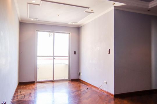 Apartamento à venda com 2 quartos, 55m² em Jardim do Estádio, Santo André