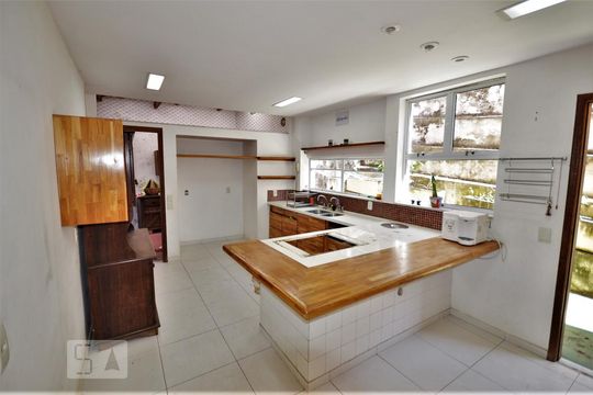 Cozinha de casa à venda com 5 quartos, 276m² em Laranjeiras, Rio de Janeiro