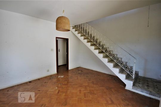 Casa à venda com 5 quartos, 276m² em Laranjeiras, Rio de Janeiro