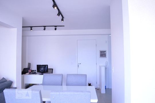 Sala de apartamento para alugar com 1 quarto, 64m² em Vila Osasco, Osasco