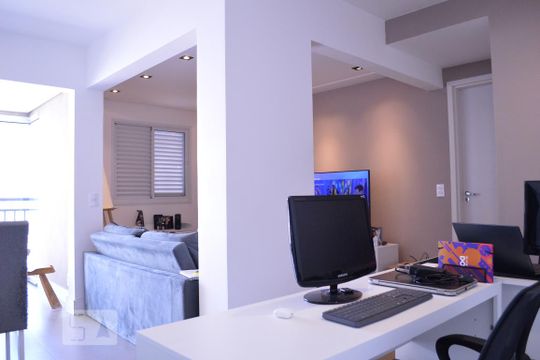Sala de apartamento para alugar com 1 quarto, 64m² em Vila Osasco, Osasco