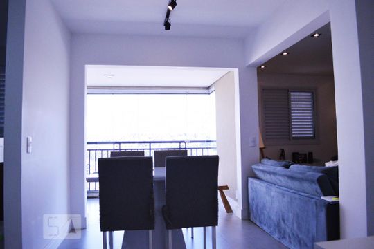 Sala de apartamento para alugar com 1 quarto, 64m² em Vila Osasco, Osasco