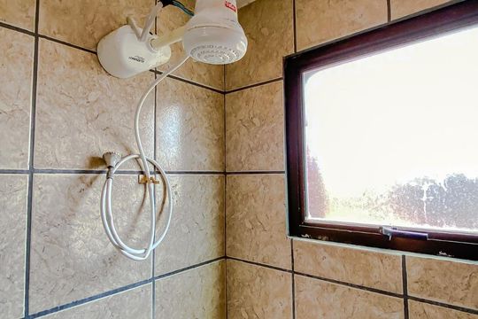 Detalhe Banheiro de apartamento para alugar com 2 quartos, 55m² em Penha de França, São Paulo