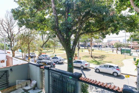 Vista da Suíte Master de casa para alugar com 3 quartos, 256m² em Jardim das Industrias, São José dos Campos