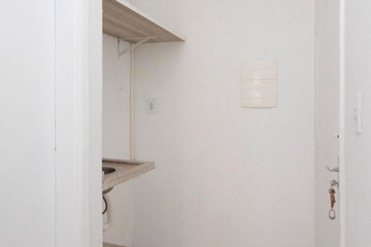 Cozinha de kitnet/studio para alugar com 1 quarto, 40m² em Bela Vista, São Paulo