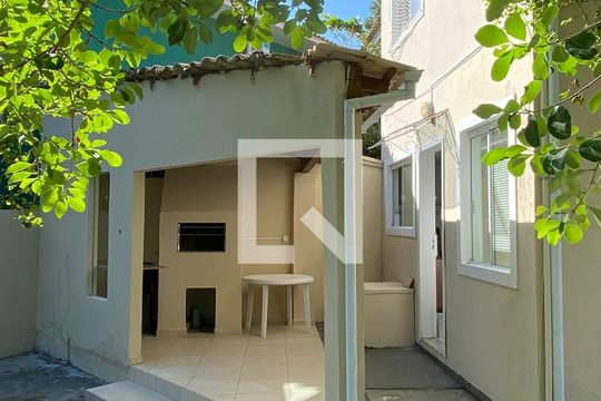 Casa para alugar com 2 quartos, 130m² em Ingleses do Rio Vermelho, Florianópolis